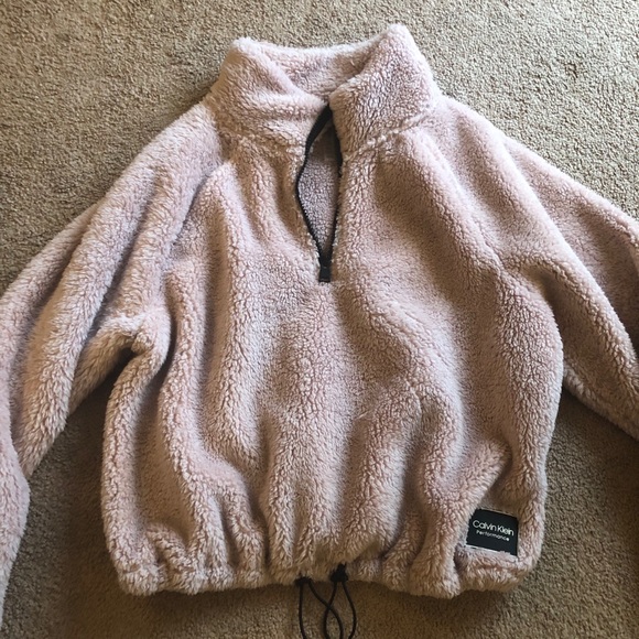 Calvin Klein Sweaters - ♡︎ Calvin Klein Cropped Sherpa